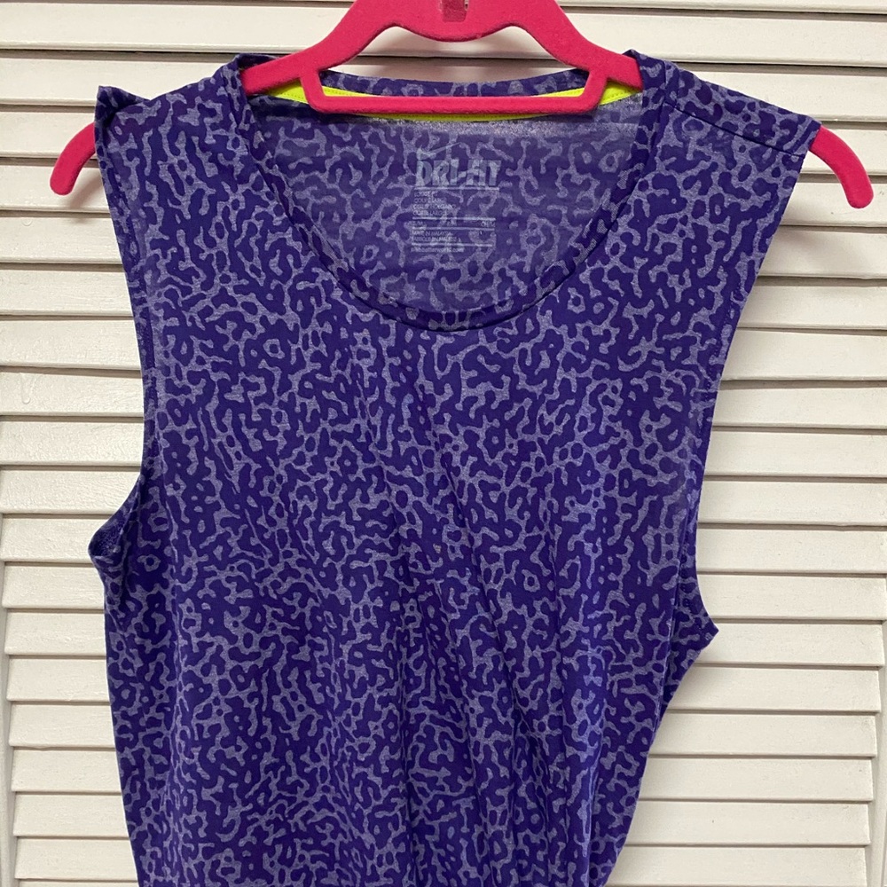 Nike Dri-Fit Tank top in purple. Side tie.  S/M
